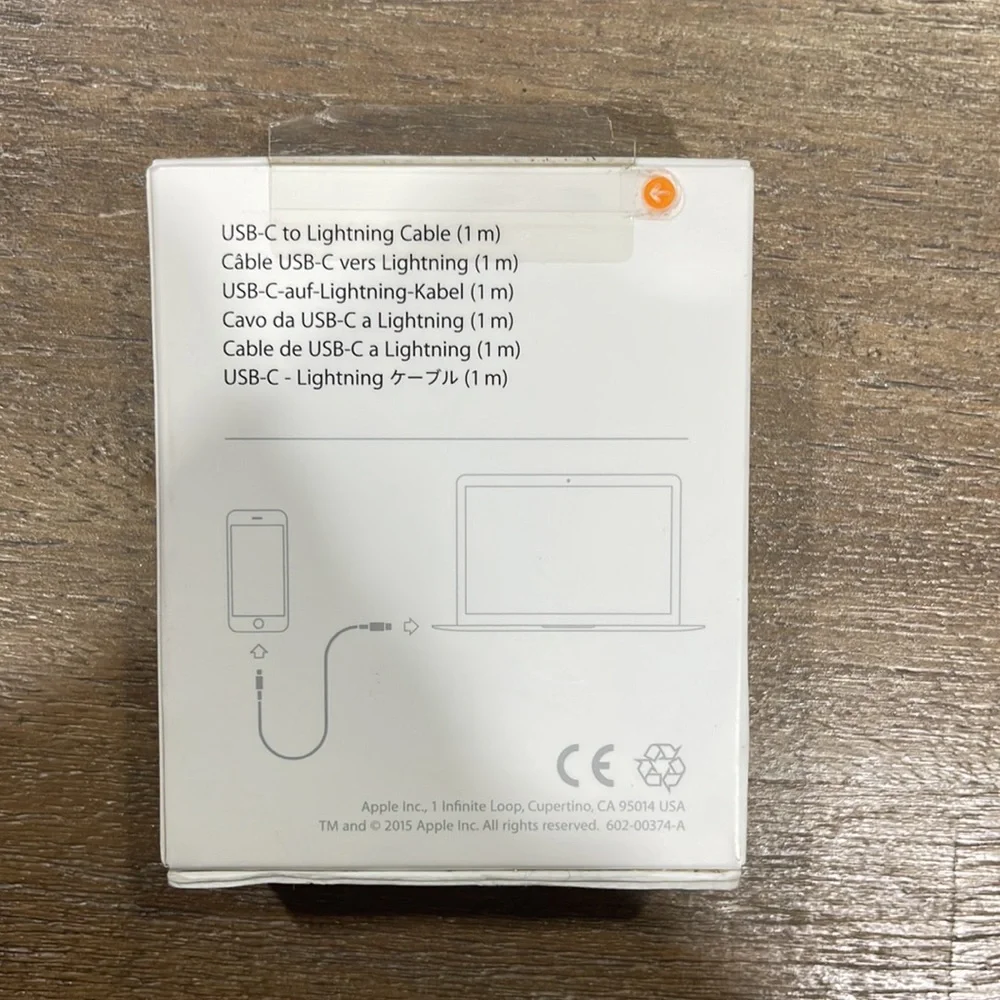 Apple USB-C to lighting cable